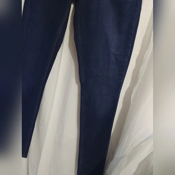 Levis size 3 - Picture 5 of 7